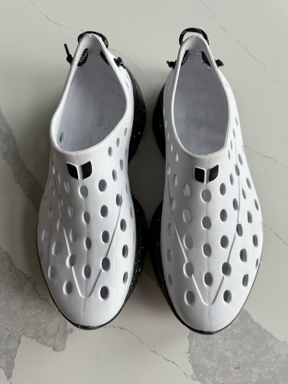 Kane Footwear - Revive - White / Black Speckle - Size 11
